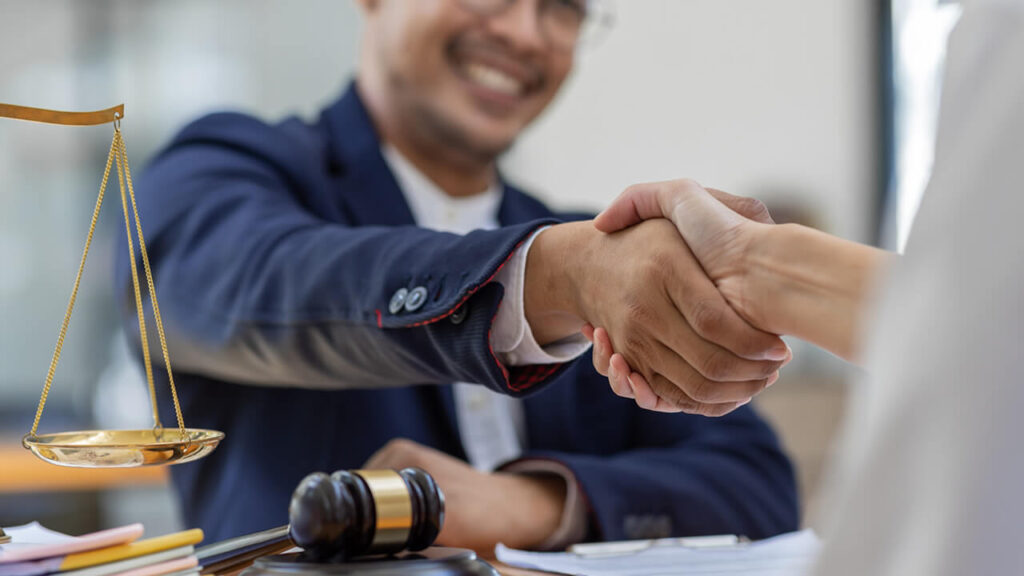 How to Choose Citizenship and Naturalization Lawyers in DC